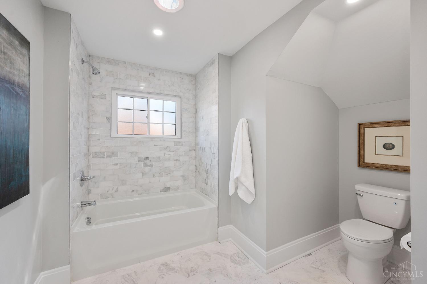 1256 Edwards Road Cincinnati, OH 45208 - Photo 28 of 44 Gallery Image 28