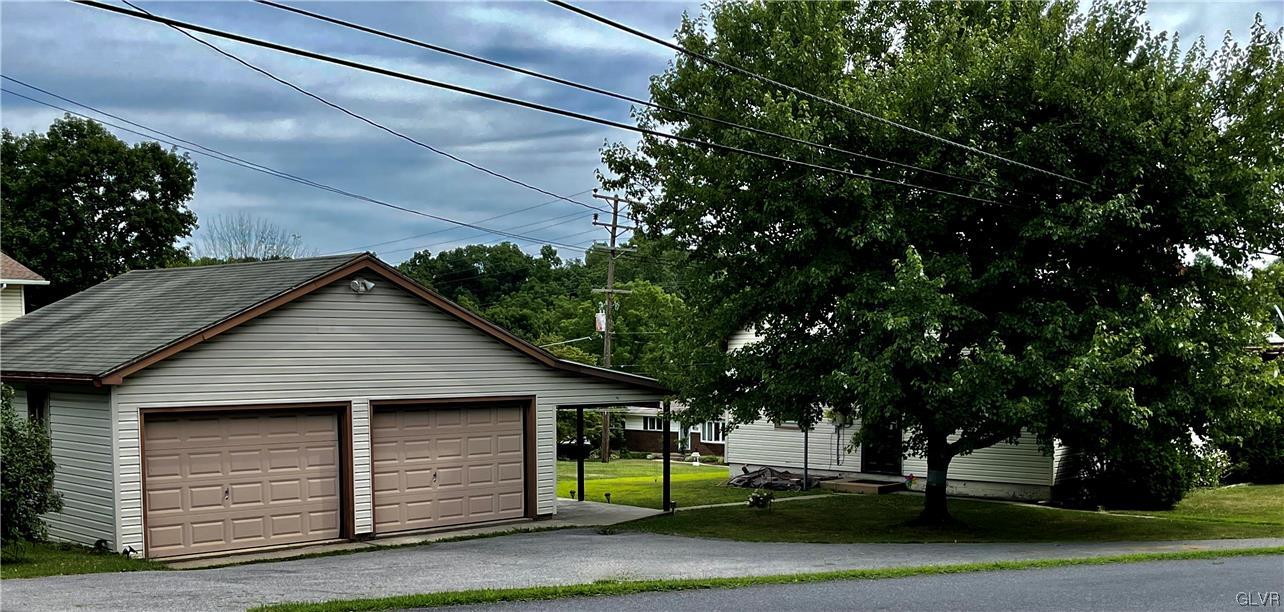 833 Bangor Road Nazareth, PA 18064 - Photo 17 of 19 Two Car Detached garage