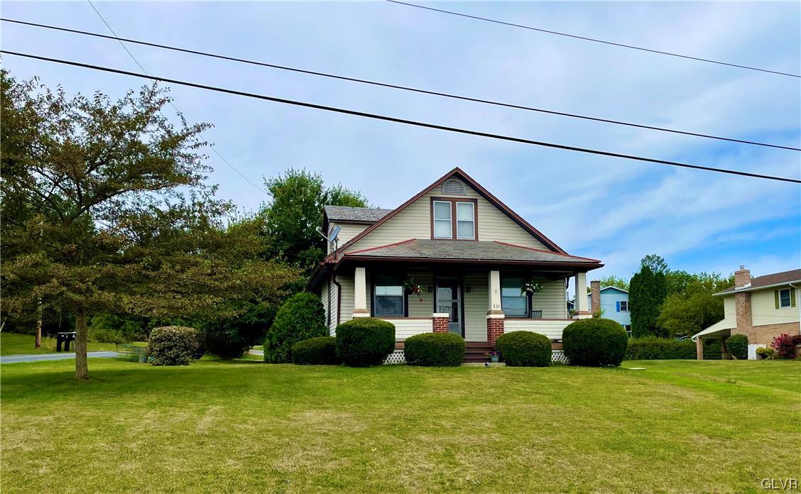 833 Bangor Road Nazareth, PA 18064 - Photo 3 of 19 Gallery Image 3