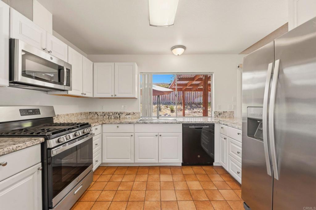 601 Cerro Street Encinitas, CA 92024 - Photo 3 of 43