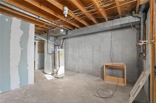 $397,000 | 8528 North Virginia Avenue, Kansas City, MO 64155