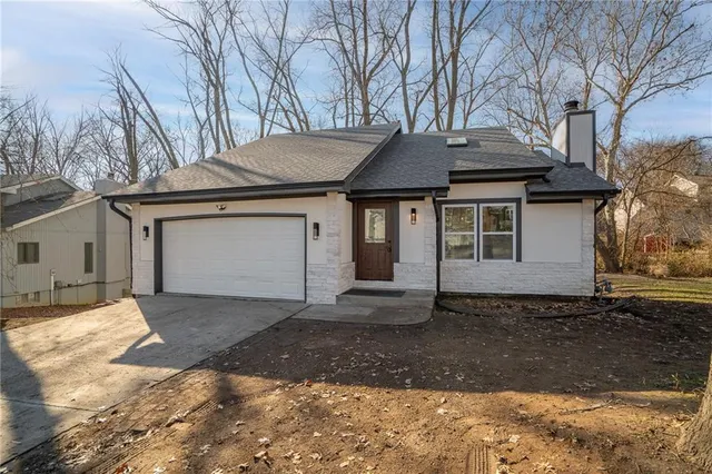 $397,000 | 8528 North Virginia Avenue, Kansas City, MO 64155