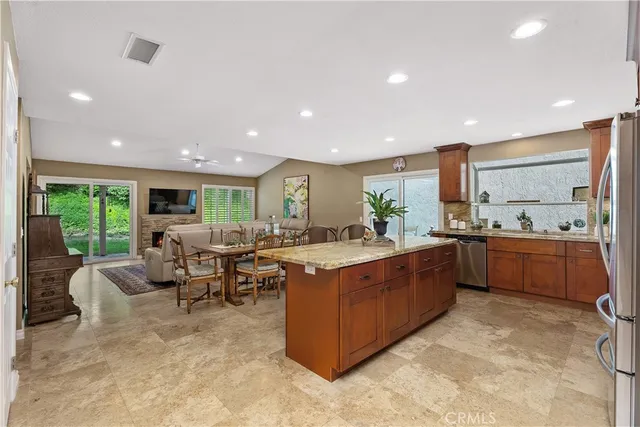 $949,000 | 23436 Villena, Mission Viejo, CA 92692