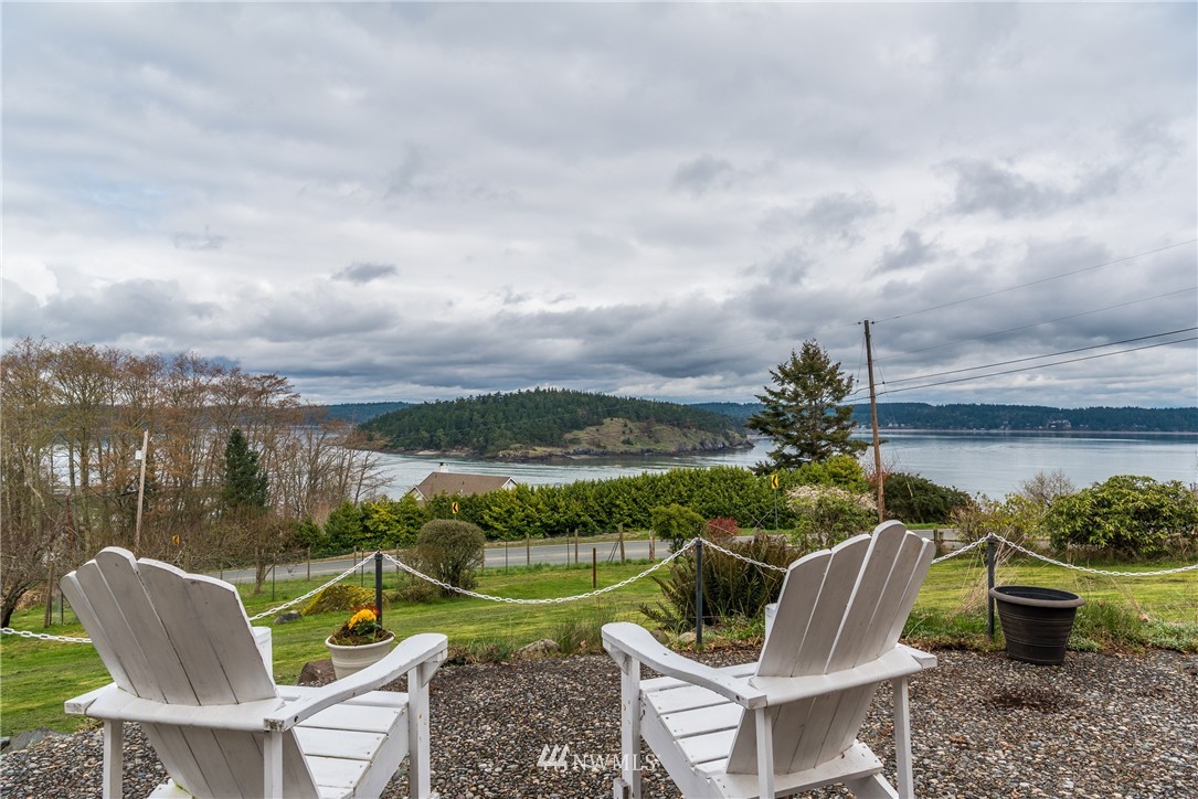 5011 Jones Road Oak Harbor, WA 98277 - Photo 1 of 25 Gallery Image 1