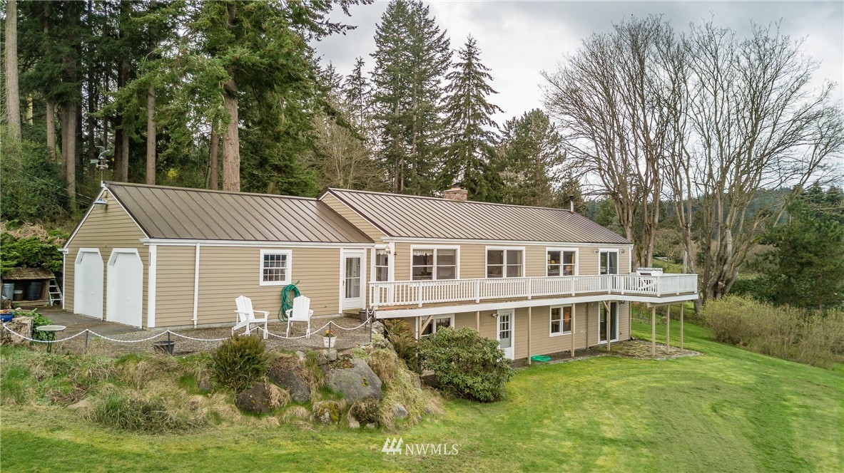 5011 Jones Road Oak Harbor, WA 98277 - Photo 2 of 25 Gallery Image 2