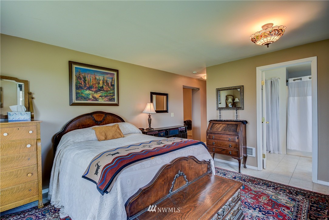 5011 Jones Road Oak Harbor, WA 98277 - Photo 19 of 25 Gallery Image 19