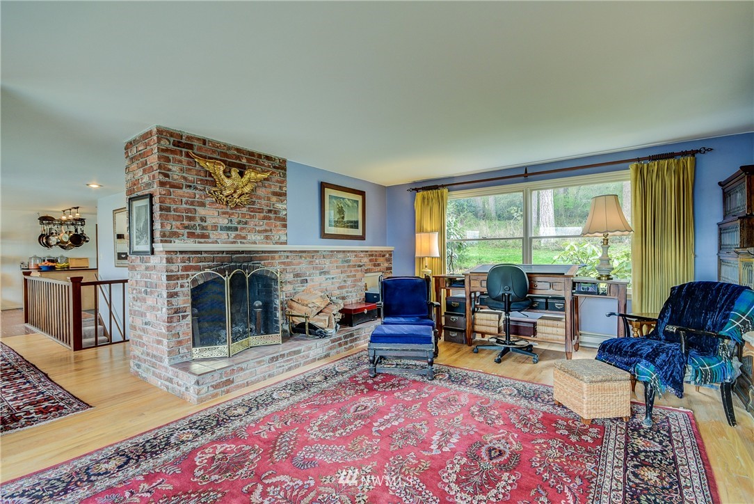 5011 Jones Road Oak Harbor, WA 98277 - Photo 5 of 25 Gallery Image 5