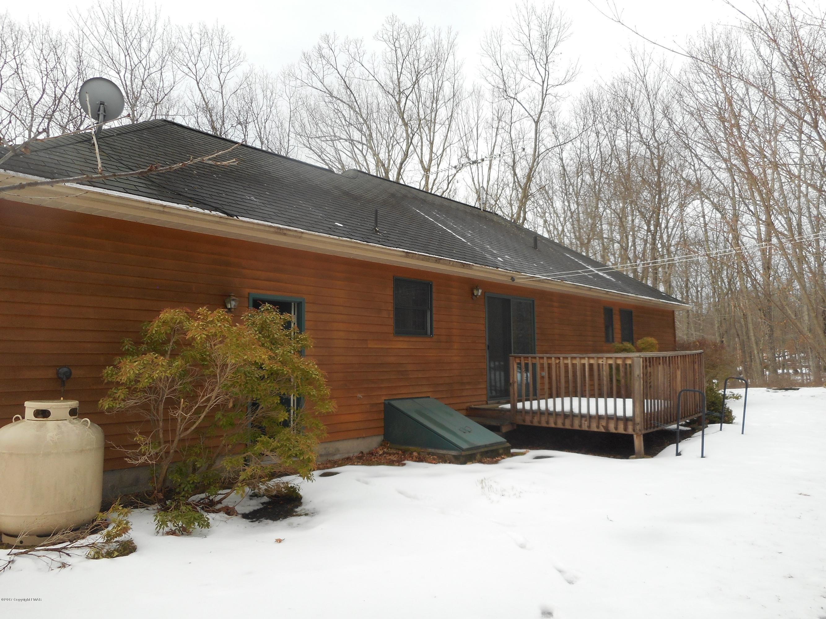 385 Blue Ridge Drive Canadensis, PA 18325 - Photo 4 of 28 Rear of house