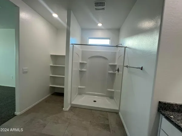 $2,195 | 1575 East Lardner Drive, Casa Grande, AZ 85122