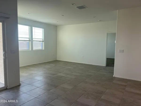 $2,195 | 1575 East Lardner Drive, Casa Grande, AZ 85122