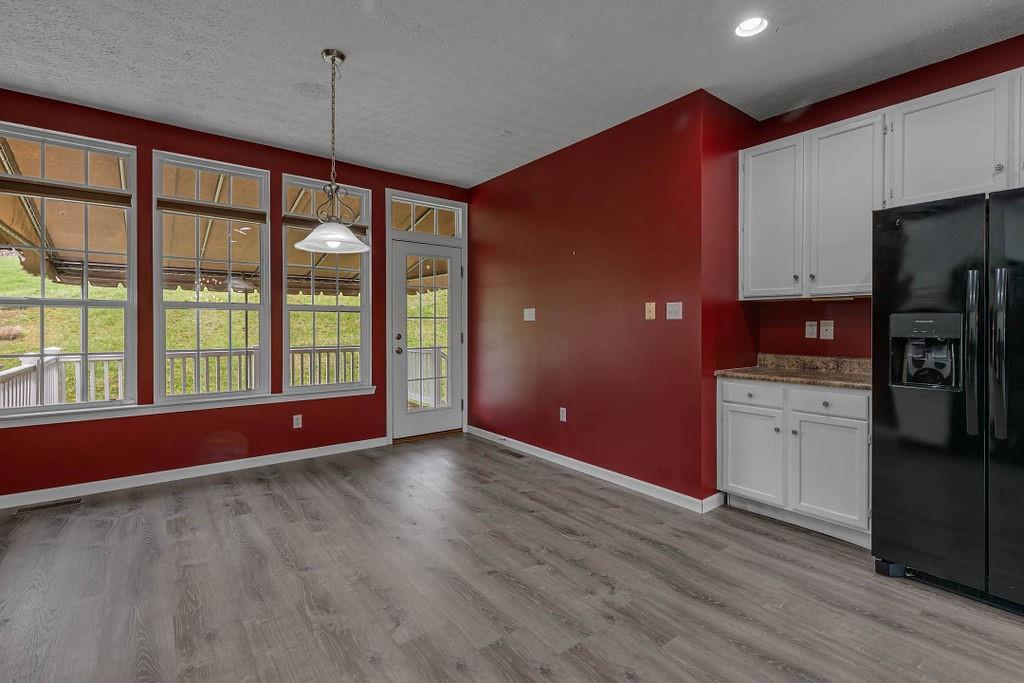 209 Maple Ridge Drive Canonsburg, PA 15317 - Photo 9 of 42 Gallery Image 9