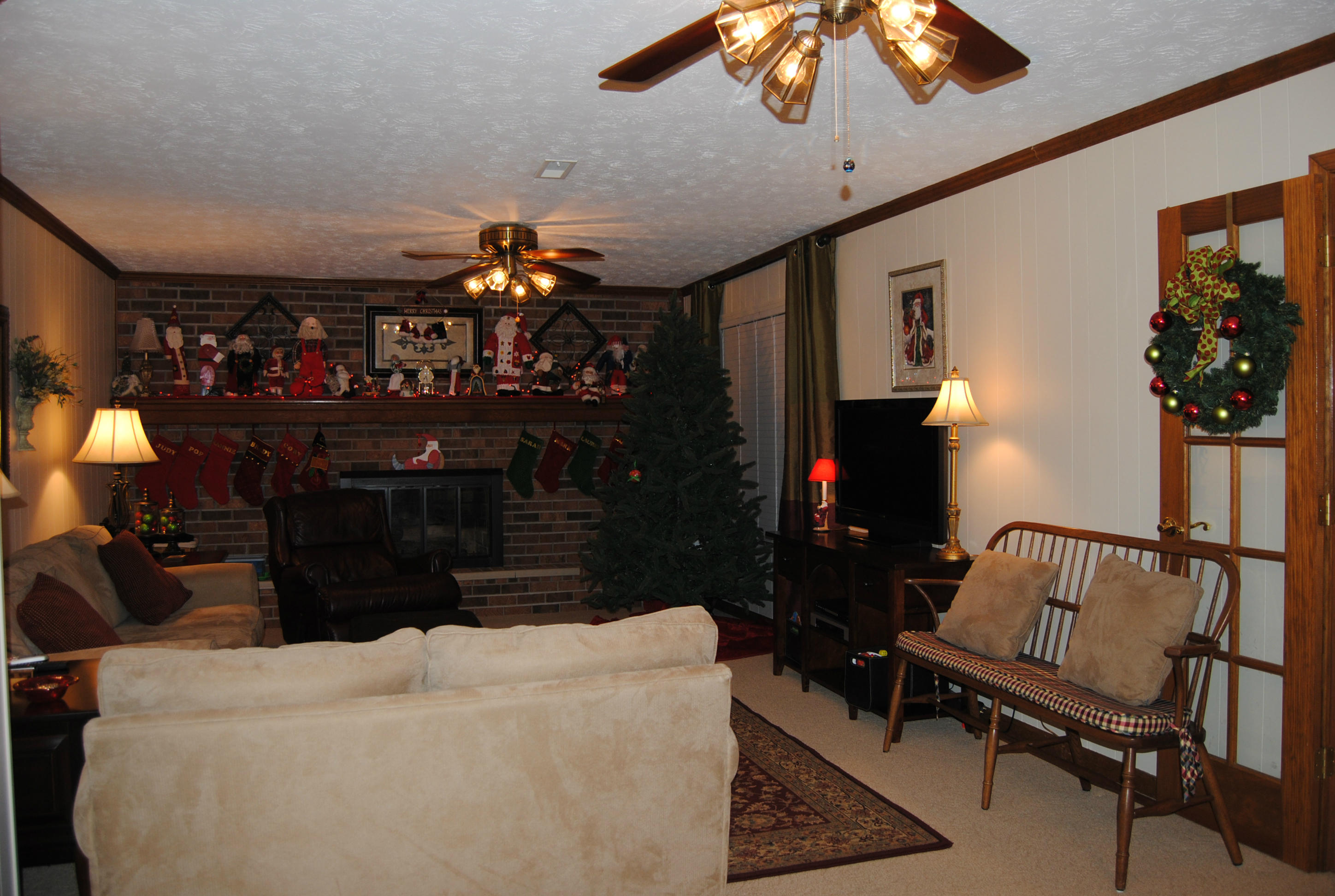 7840 Keswick Road Powell, TN 37849 - Photo 11 of 23 Familyroom with Brick Fire Place