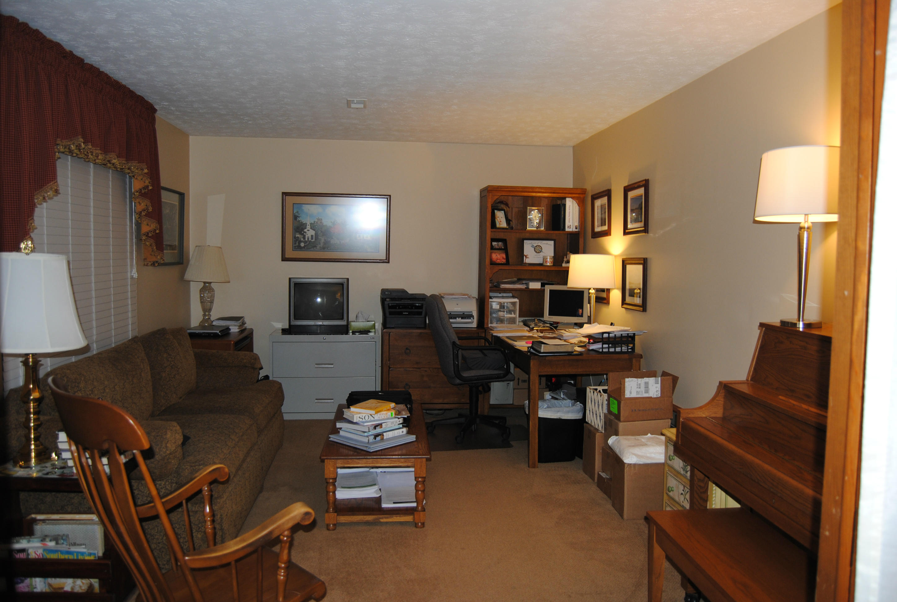 7840 Keswick Road Powell, TN 37849 - Photo 13 of 23 Living Rm