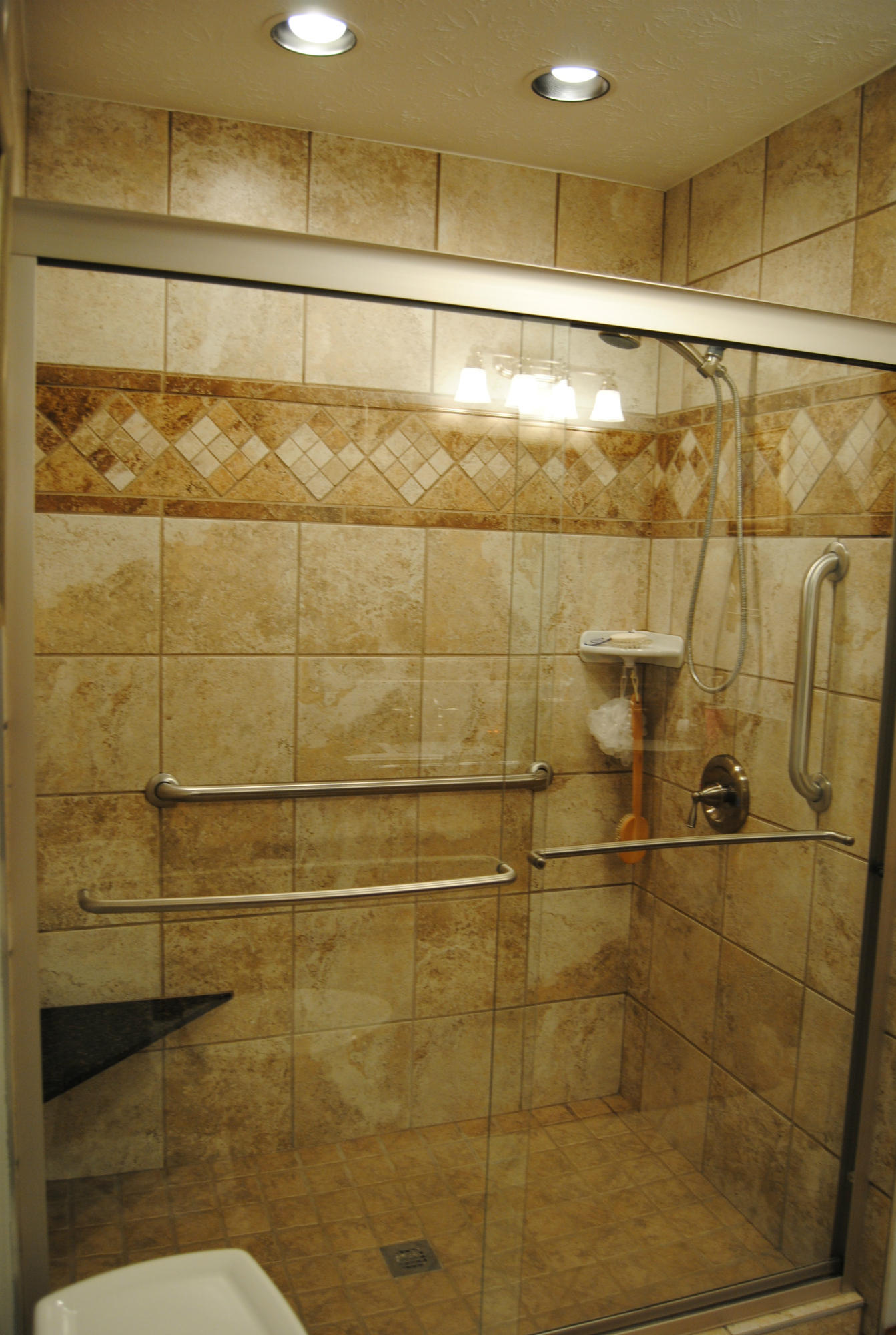 7840 Keswick Road Powell, TN 37849 - Photo 17 of 23 Tile Master Shower with built in seat.