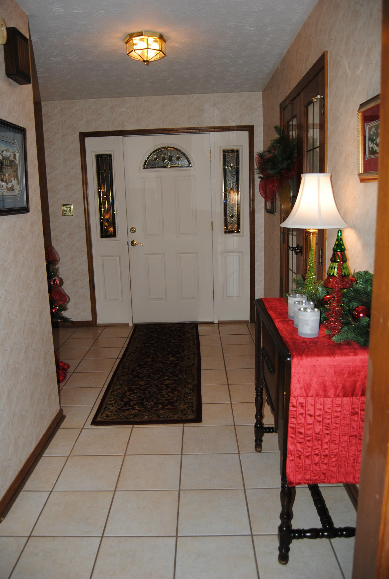 7840 Keswick Road Powell, TN 37849 - Photo 4 of 23 Entrance Foyer