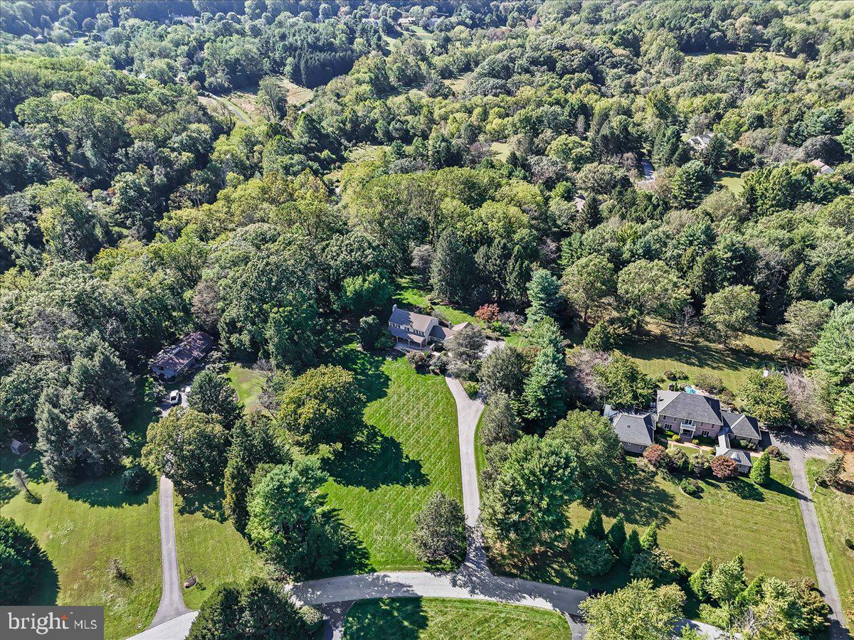 122 Round Hill Road Kennett Square, PA 19348 - Photo 5 of 82