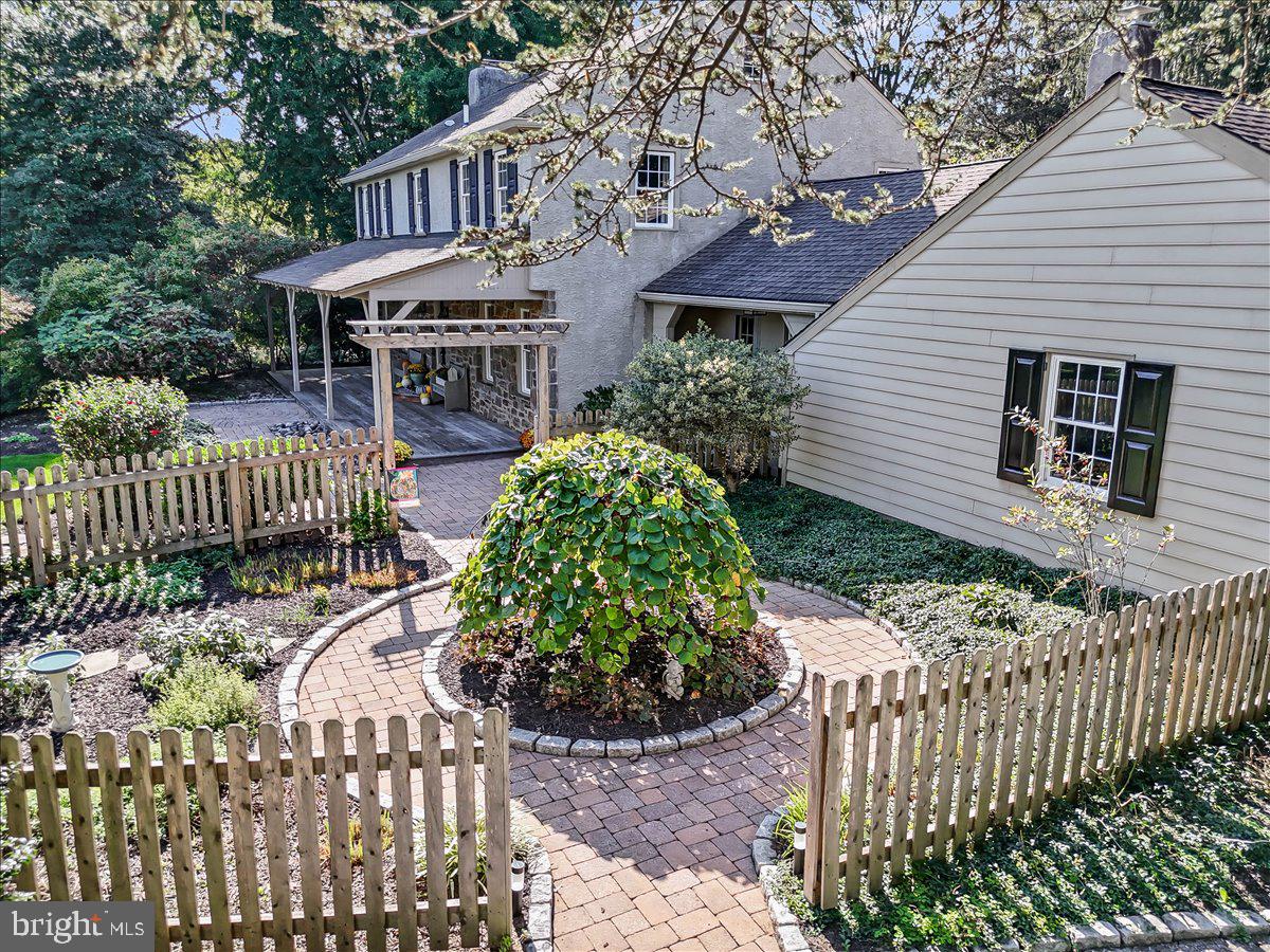 122 Round Hill Road Kennett Square, PA 19348 - Photo 9 of 82