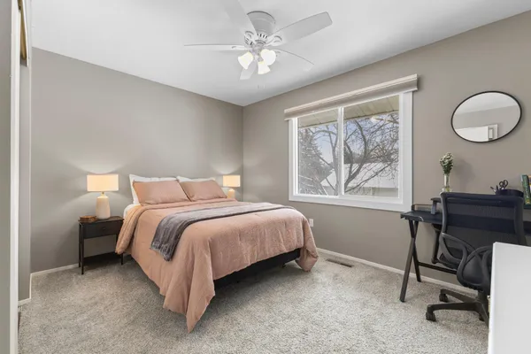 $300,000 | 935 Monterey Court North, Shoreview, MN 55126