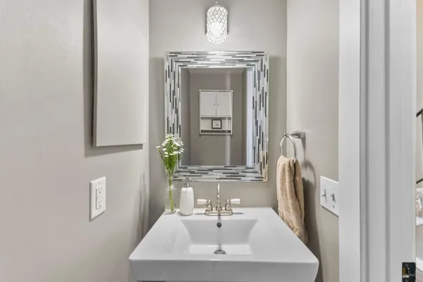 $300,000 | 935 Monterey Court North, Shoreview, MN 55126