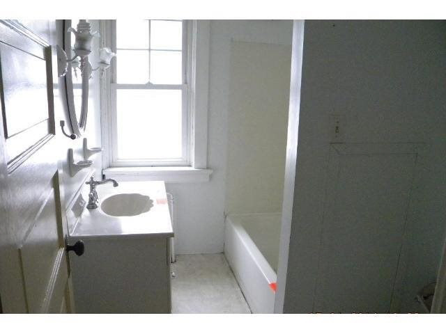 227 West Arrowhead Road Duluth, MN 55803 - Photo 10 of 12 Gallery Image 10