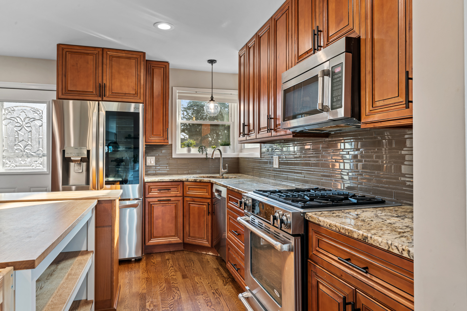 2211 Birch Street Park Ridge, IL 60068 - Photo 6 of 20 Gallery Image 6