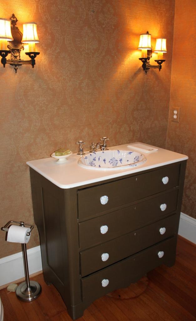 220 Cherokee Road Pinehurst, NC 28374 - Photo 14 of 21 Powder Room
