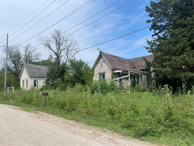 $18,000 | 312 North Main Street, Blairstown, MO 64726