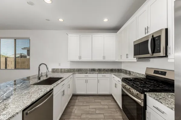 $2,200 | 3100 North 199th Drive, Buckeye, AZ 85396