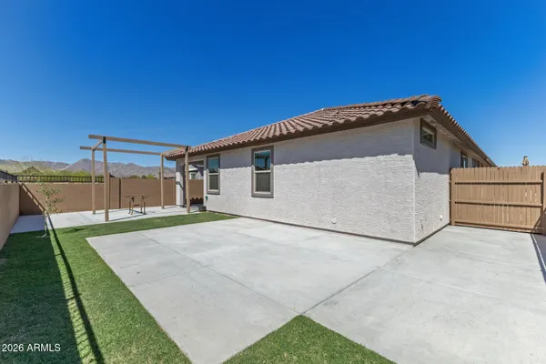 $2,200 | 3100 North 199th Drive, Buckeye, AZ 85396