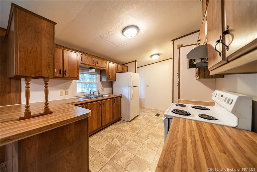 5211 Old Georgetown Road Georgetown, IN 47122 - Photo 24 of 44