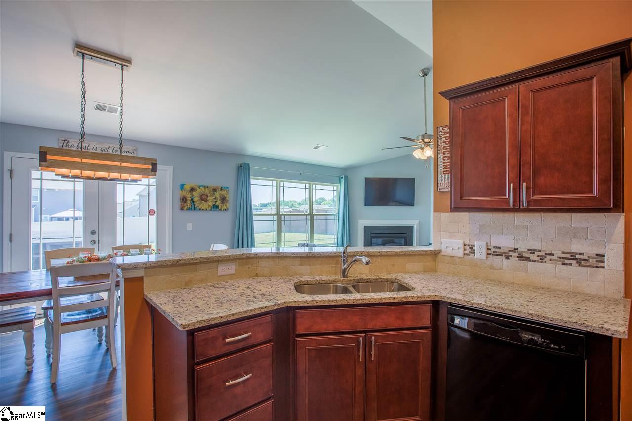 15 Tuttle Drive Simpsonville, SC 29680 - Photo 11 of 36