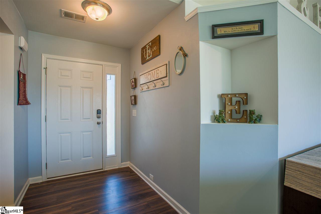 15 Tuttle Drive Simpsonville, SC 29680 - Photo 5 of 36