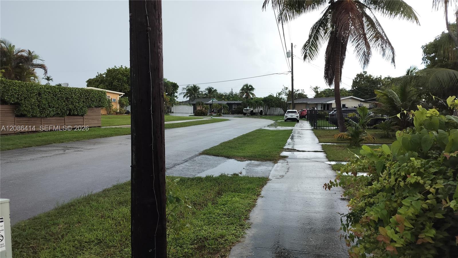 11260 Southwest 57th Terrace Miami, FL 33173 - Photo 17 of 35 Gallery Image 17