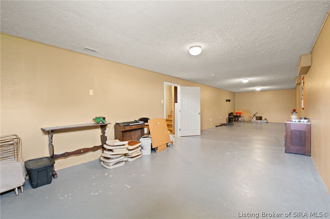 8508 Pekin Road Greenville, IN 47124 - Photo 25 of 40 Gallery Image 25