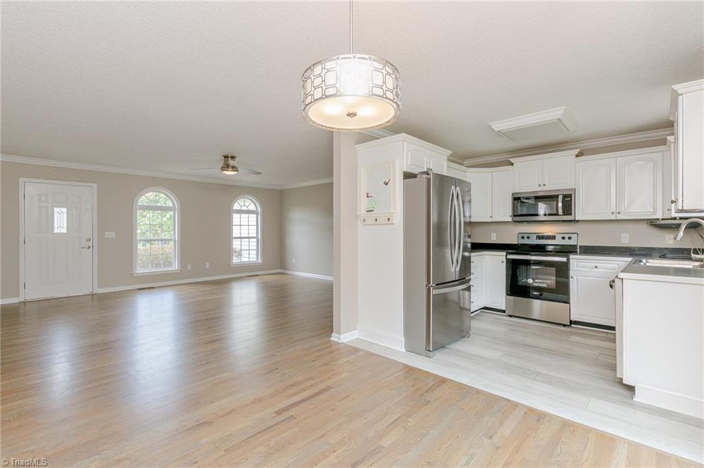 192 Manor Ridge Way Lexington, NC 27292 - Photo 10 of 28 Gallery Image 10