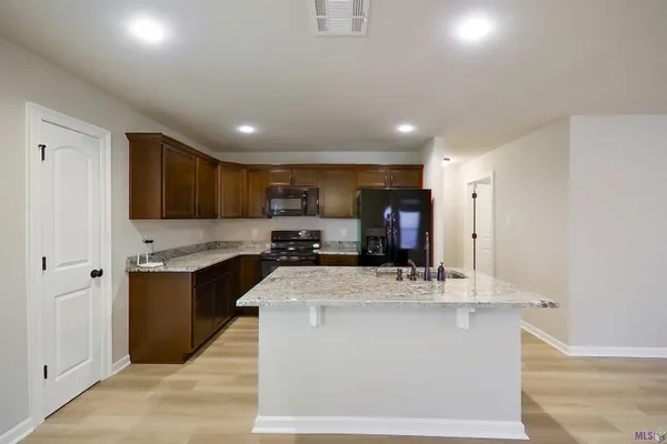 $1,635 | 103 Dunwoody Court, Carencro, LA 70520