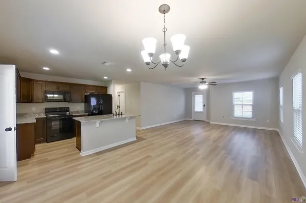 $1,635 | 103 Dunwoody Court, Carencro, LA 70520