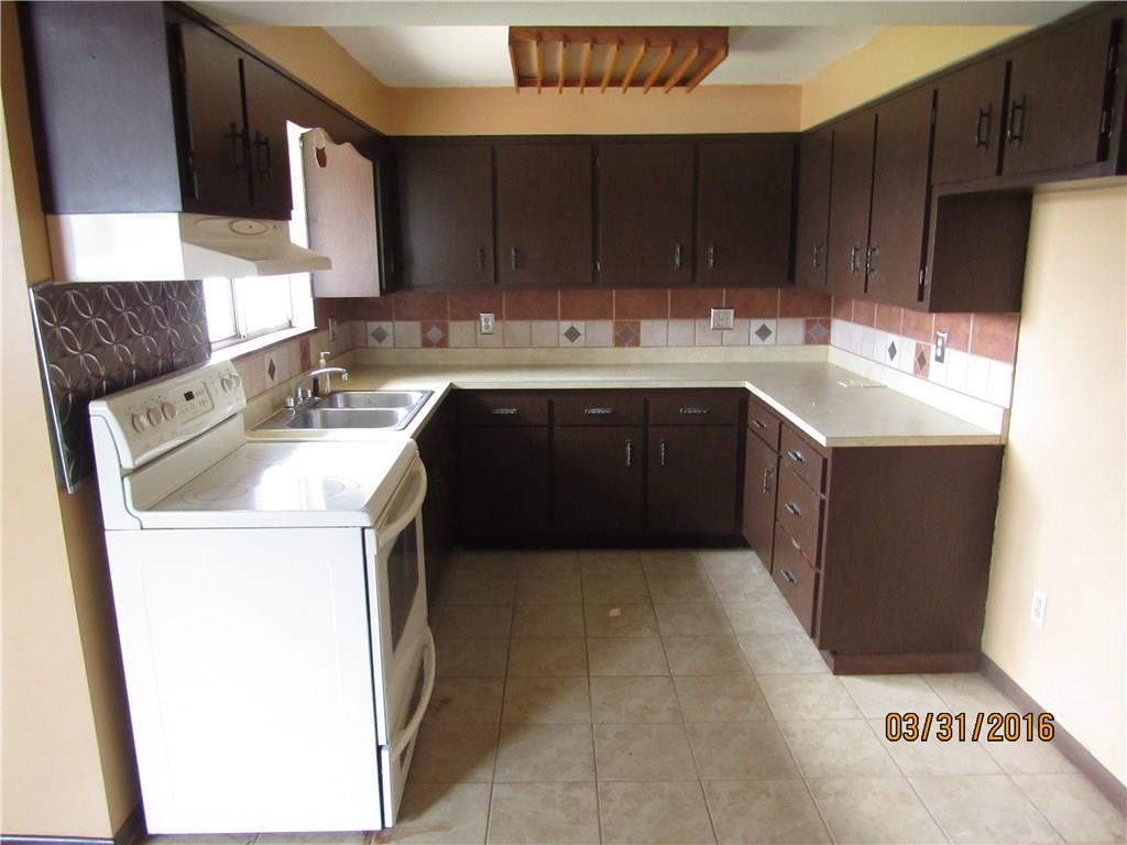 298 Chubbic Road Canonsburg, PA 15317 - Photo 6 of 18 Gallery Image 6