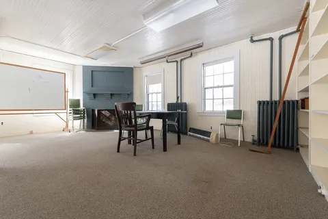 $699,000 | 133 Wellesley Street, Weston, MA 02493