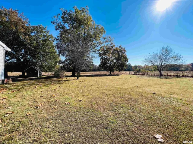 $425,000 | 17064 Old Frankfort Road, Johnston City, IL 62951