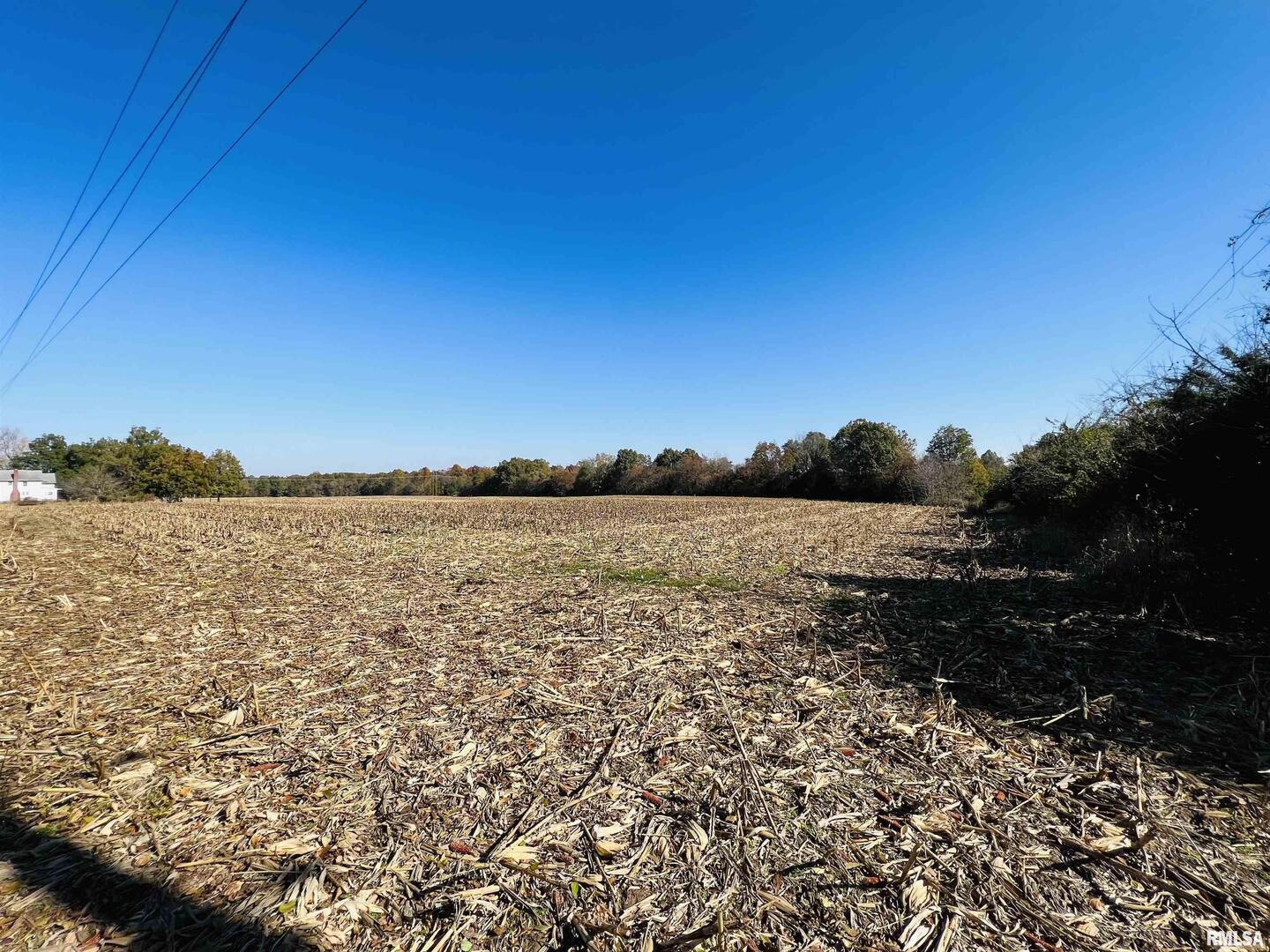 17064 Old Frankfort Road Johnston City, IL 62951 - Photo 43 of 59 a view of lake and mountain