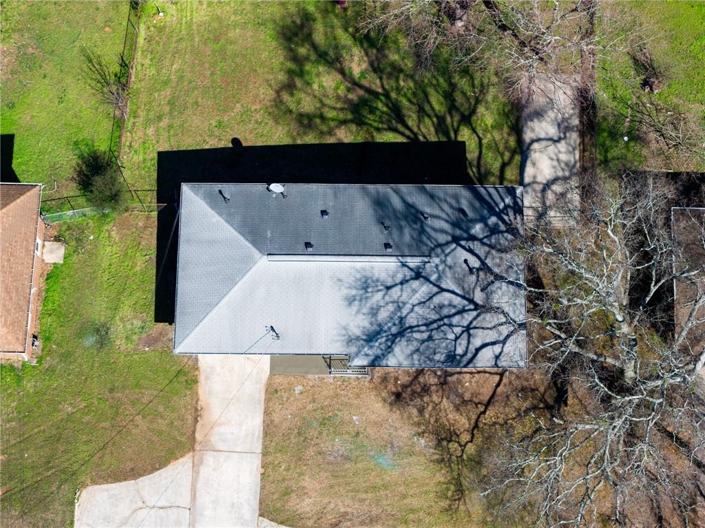 1802 Lake Harbin Road Morrow, GA 30260 - Photo 32 of 40 a view of roof with a yard