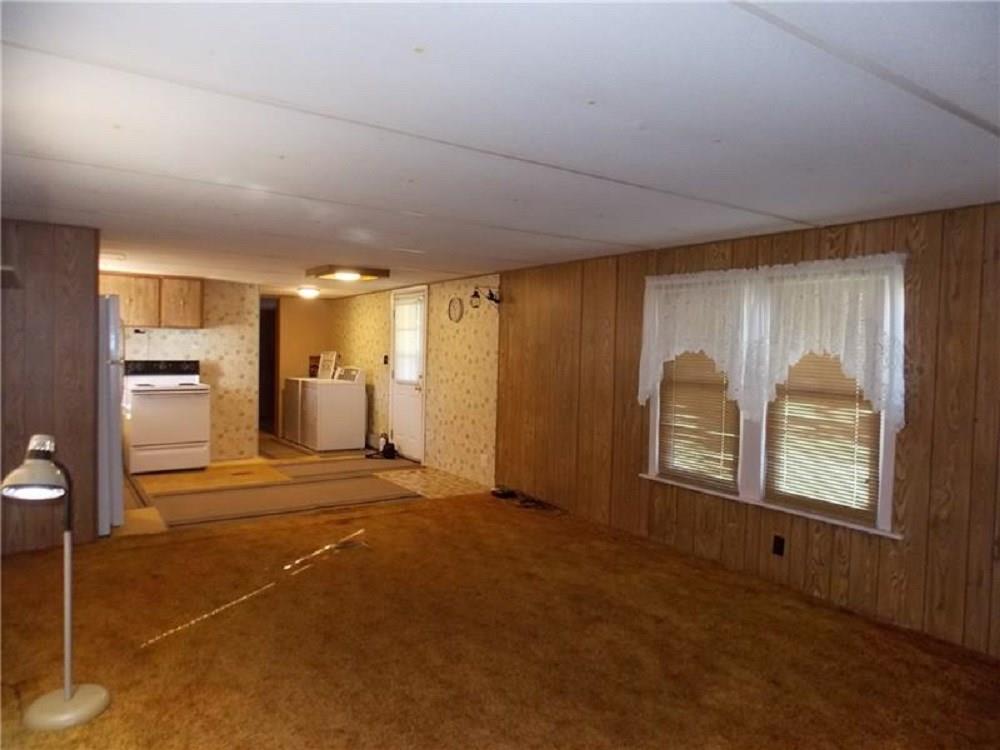 147 Mowry Road Monaca, PA 15061 - Photo 3 of 20 Gallery Image 3