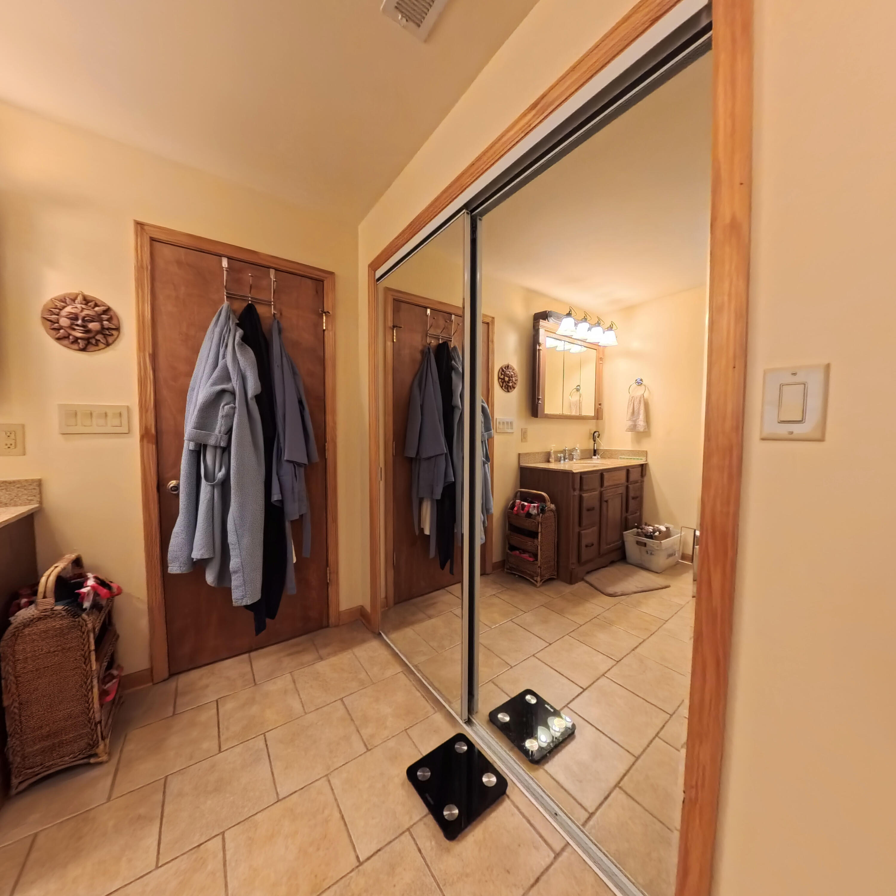 975 Red River Road Irvine, KY 40336 - Photo 17 of 71 The owner's bathroom