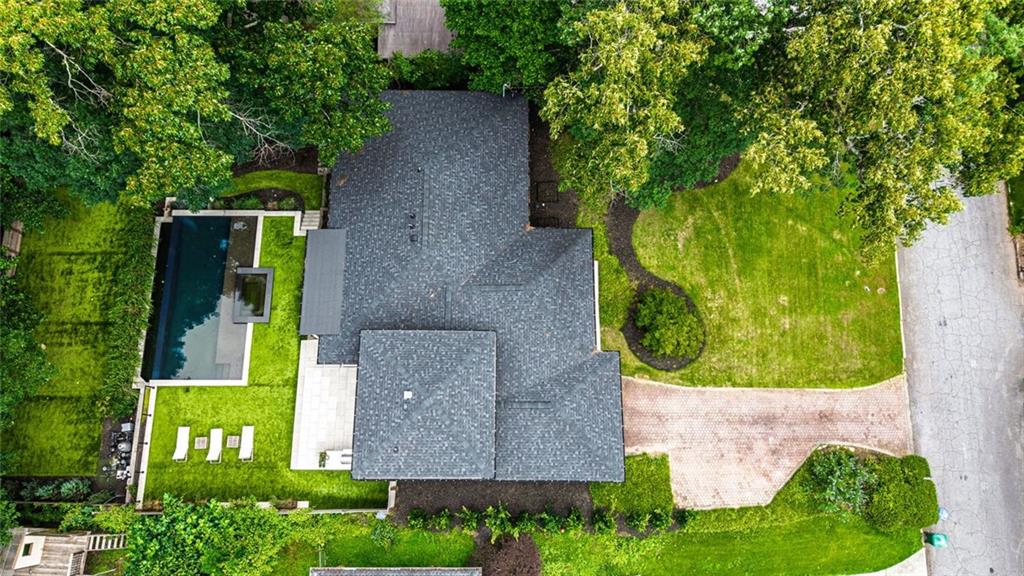 1036 Vistavia Circle Decatur, GA 30033 - Photo 48 of 55