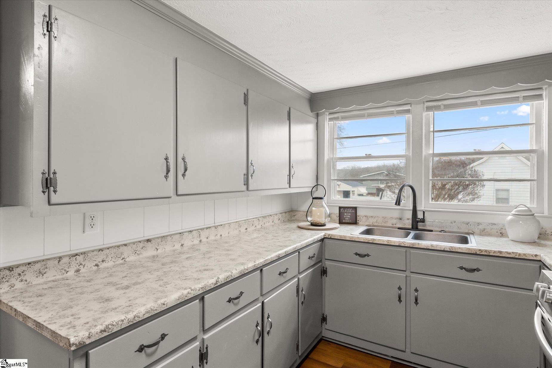 9 Guy Street Pelzer, SC 29669 - Photo 13 of 35