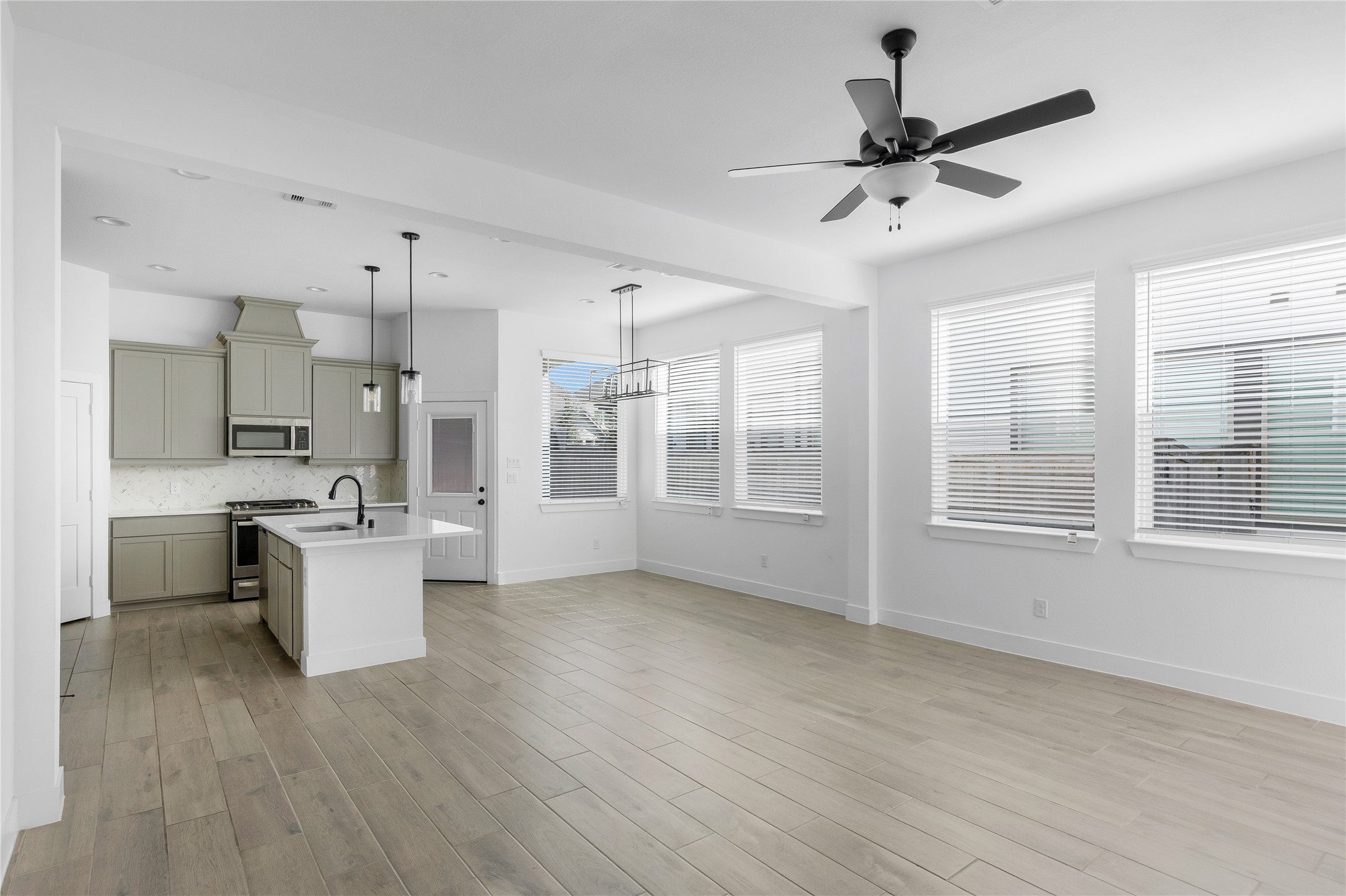 12946 Rio Mariano Lane Cypress, TX 77433 - Photo 5 of 26