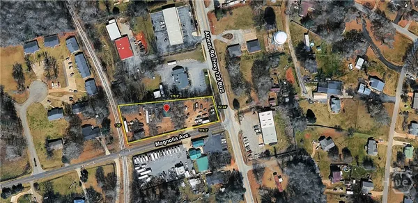 $300,000 | 712 Athens Street, Jefferson, GA 30549