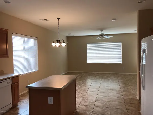 $2,595 | 11713 West Lincoln Street, Avondale, AZ 85323