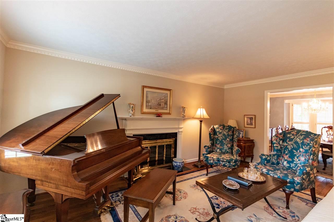 13 Parliament Road Greenville, SC 29615 - Photo 2 of 24 Gallery Image 2